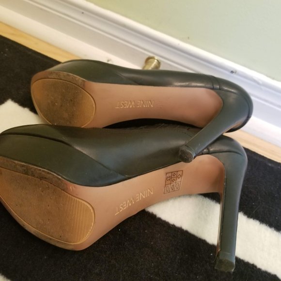 Ankle Boots - Picture 3 of 5